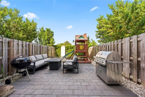 Adosado en venta en Homestead, Florida, 3 dormitorios, 142.14 m2 № 1985810 - foto 10