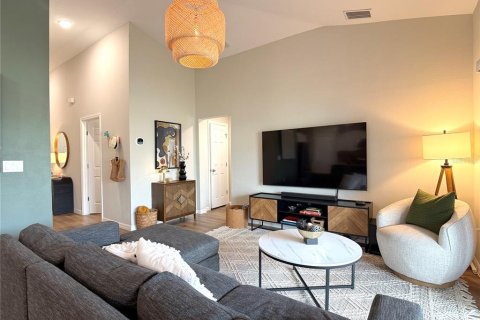 Villa ou maison à louer à Davenport, Floride: 3 chambres, 131.92 m2 № 2407145 - photo 8