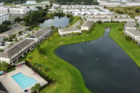Touwnhouse à vendre à Davenport, Floride: 3 chambres, 140 m2 № 2431933 - photo 6