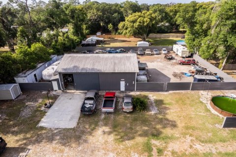 House in Eustis, Florida 3 bedrooms, 135.27 sq.m. № 2111391 - photo 28