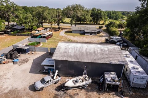 House in Eustis, Florida 3 bedrooms, 135.27 sq.m. № 2111391 - photo 29