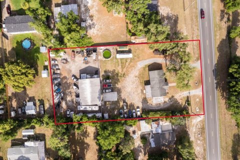 House in Eustis, Florida 3 bedrooms, 135.27 sq.m. № 2111391 - photo 27