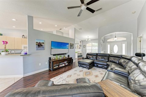 House in Parrish, Florida 3 bedrooms, 181.44 sq.m. № 2208442 - photo 8
