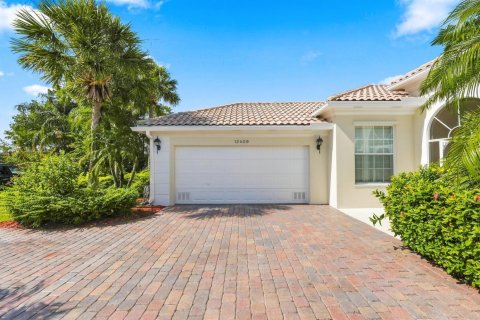 Villa ou maison à vendre à Port St. Lucie, Floride: 3 chambres, 185.8 m2 № 2319521 - photo 2