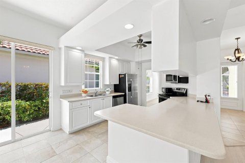 Villa ou maison à vendre à Port St. Lucie, Floride: 3 chambres, 185.8 m2 № 2319521 - photo 25