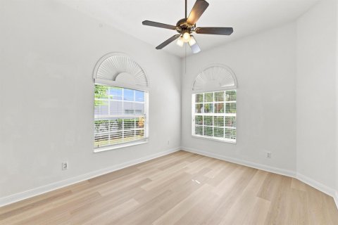 Villa ou maison à vendre à Port St. Lucie, Floride: 3 chambres, 185.8 m2 № 2319521 - photo 10
