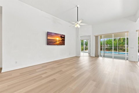 Villa ou maison à vendre à Port St. Lucie, Floride: 3 chambres, 185.8 m2 № 2319521 - photo 21