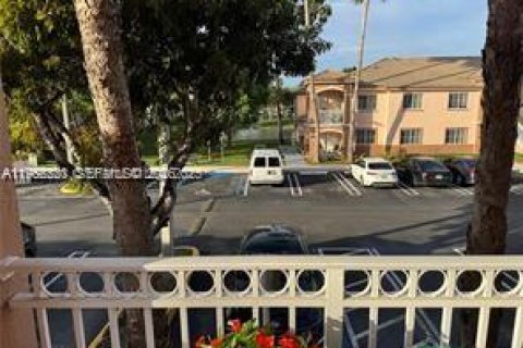 Condo in Homestead, Florida, 3 bedrooms  № 2020704 - photo 26