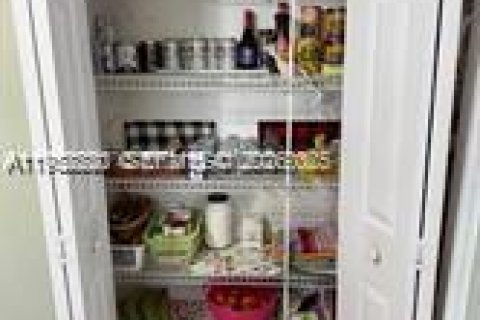 Condo in Homestead, Florida, 3 bedrooms  № 2020704 - photo 5