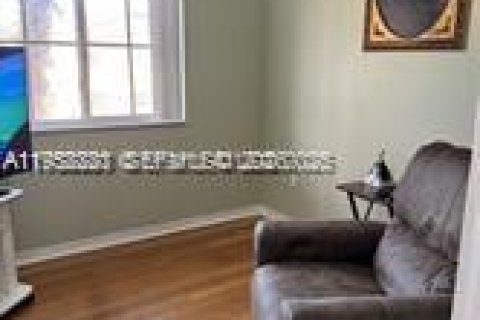 Condo in Homestead, Florida, 3 bedrooms  № 2020704 - photo 20