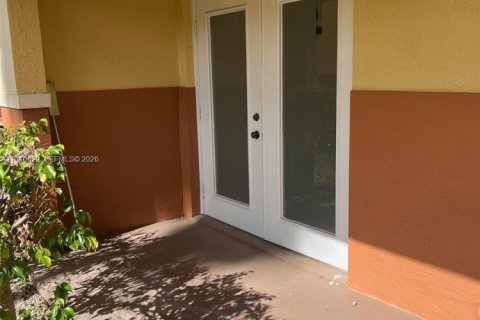 Купить кондоминиум в Майами, Флорида 2 спальни, 91.97м2, № 2013815 - фото 4