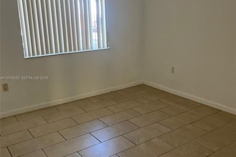 Купить кондоминиум в Майами, Флорида 2 спальни, 91.97м2, № 2013815 - фото 13