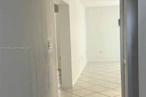 Купить кондоминиум в Майами, Флорида 2 спальни, 91.97м2, № 2013815 - фото 6