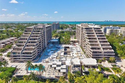 Condo in Key Biscayne, Florida, 2 bedrooms  № 1967800 - photo 28