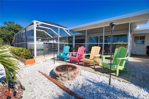 House in Englewood, Florida 2 bedrooms, 79.15 sq.m. № 1898820 - photo 16