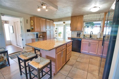 House in Englewood, Florida 2 bedrooms, 79.15 sq.m. № 1898820 - photo 4