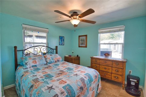 House in Englewood, Florida 2 bedrooms, 79.15 sq.m. № 1898820 - photo 10