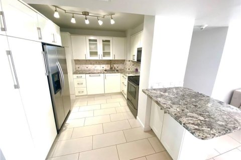 Condo in Fort Lauderdale, Florida, 2 bedrooms  № 2085947 - photo 8