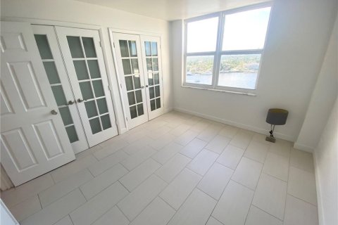 Condo in Fort Lauderdale, Florida, 2 bedrooms  № 2085947 - photo 14