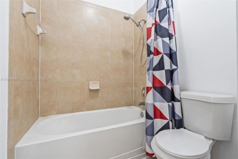 House in Homestead, Florida 4 bedrooms, 201.78 sq.m. № 2066103 - photo 25