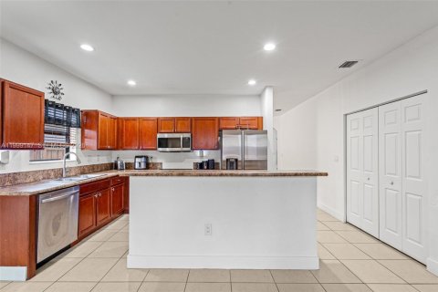 House in Homestead, Florida 4 bedrooms, 201.78 sq.m. № 2066103 - photo 14