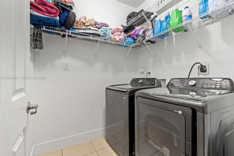 House in Homestead, Florida 4 bedrooms, 201.78 sq.m. № 2066103 - photo 27