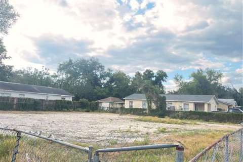 Terreno en venta en Tampa, Florida № 2098943 - foto 2