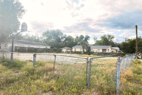 Terreno en venta en Tampa, Florida № 2098943 - foto 5