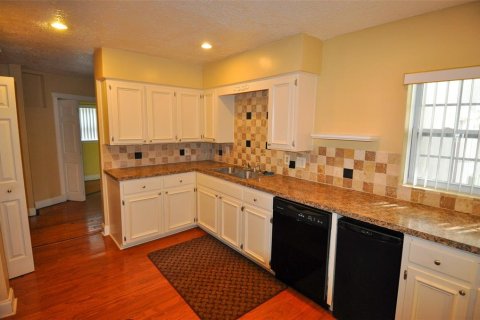 Villa ou maison à louer à Winter Park, Floride: 6 chambres, 252.88 m2 № 1879817 - photo 9