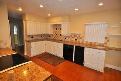 Villa ou maison à louer à Winter Park, Floride: 6 chambres, 252.88 m2 № 1879817 - photo 7