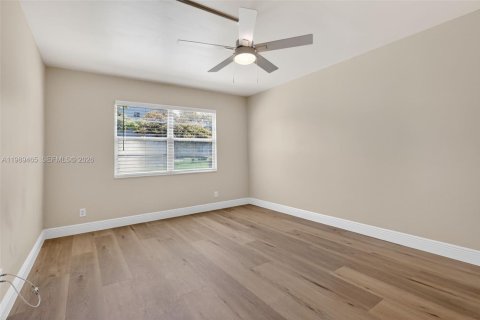 Condominio en alquiler en Pembroke Pines, Florida, 2 dormitorios, 110.74 m2 № 2057729 - foto 13