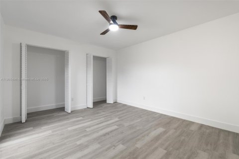 Купить кондоминиум в Майами, Флорида 2 спальни, 120.96м2, № 1964216 - фото 27