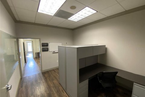 Propiedad comercial en alquiler en Orlando, Florida, 125.51 m2 № 1787671 - foto 10
