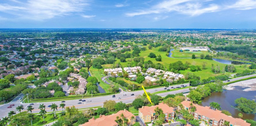 Condominio en Wellington, Florida, 2 dormitorios  № 1098675