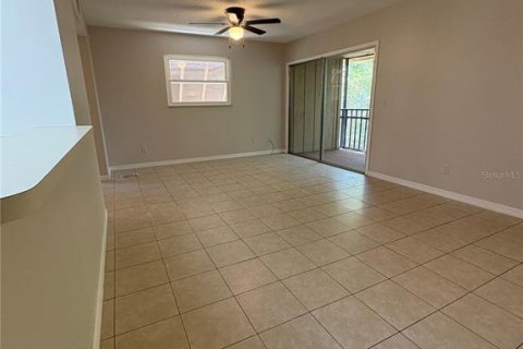 Copropriété à louer à Deltona, Floride: 2 chambres, 83.33 m2 № 2167023 - photo 2