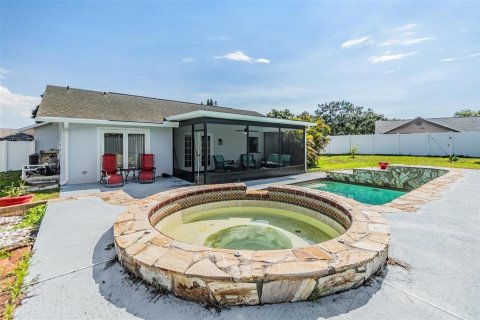 House in Tarpon Springs, Florida 2 bedrooms, 109.25 sq.m. № 1791527 - photo 24