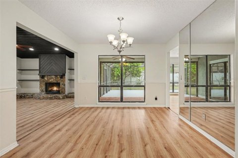 House in Tampa, Florida 3 bedrooms, 156.45 sq.m. № 2220485 - photo 8