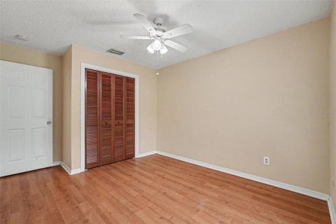 House in Tampa, Florida 3 bedrooms, 156.45 sq.m. № 2220485 - photo 29
