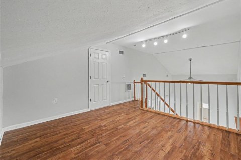 House in Tampa, Florida 3 bedrooms, 156.45 sq.m. № 2220485 - photo 20