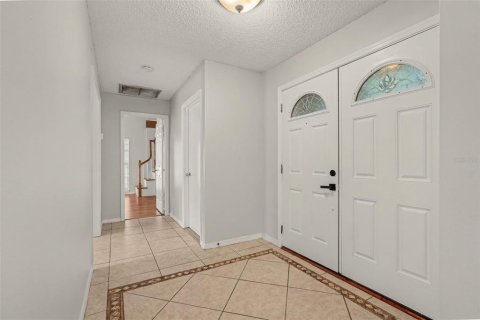 House in Tampa, Florida 3 bedrooms, 156.45 sq.m. № 2220485 - photo 4