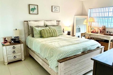 Condominio en venta en Hollywood, Florida, 1 dormitorio, 66.89 m2 № 1761022 - foto 6
