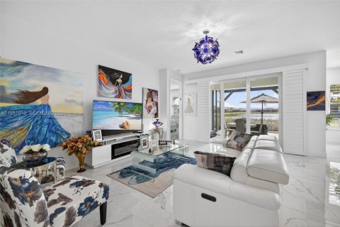 Снять в аренду виллу или дом в Порт-Сент-Луси, Флорида 2 спальни, 148.55м2, № 2006412 - фото 6