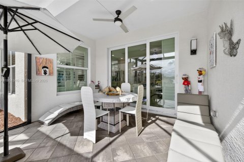 Снять в аренду виллу или дом в Порт-Сент-Луси, Флорида 2 спальни, 148.55м2, № 2006412 - фото 29