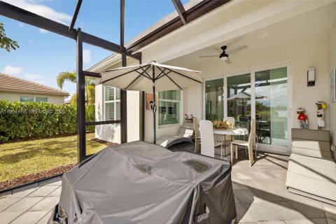 Снять в аренду виллу или дом в Порт-Сент-Луси, Флорида 2 спальни, 148.55м2, № 2006412 - фото 28