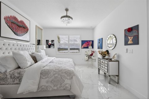 Снять в аренду виллу или дом в Порт-Сент-Луси, Флорида 2 спальни, 148.55м2, № 2006412 - фото 19