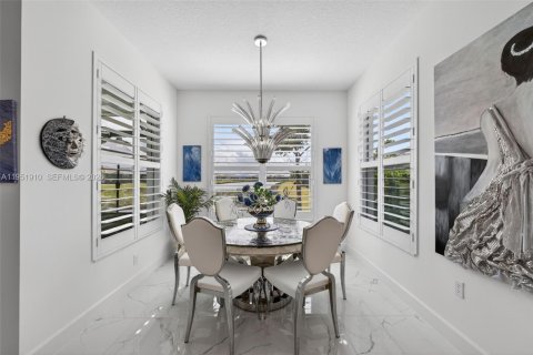 Снять в аренду виллу или дом в Порт-Сент-Луси, Флорида 2 спальни, 148.55м2, № 2006412 - фото 13