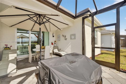 Снять в аренду виллу или дом в Порт-Сент-Луси, Флорида 2 спальни, 148.55м2, № 2006412 - фото 27