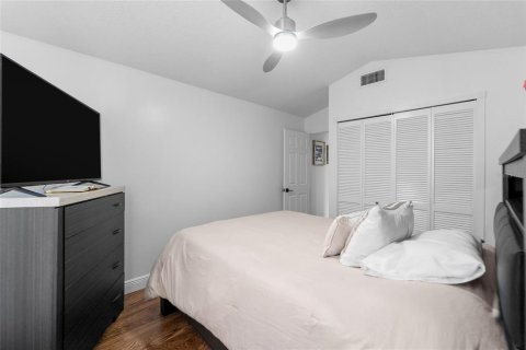 Villa ou maison à vendre à Tampa, Floride: 3 chambres, 144.09 m2 № 2316445 - photo 23