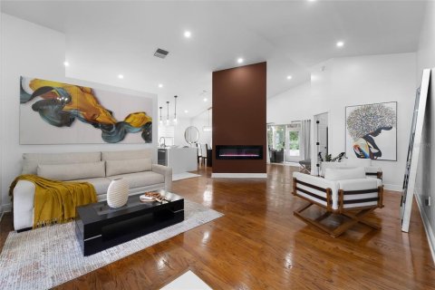 Villa ou maison à vendre à Tampa, Floride: 3 chambres, 144.09 m2 № 2316445 - photo 4