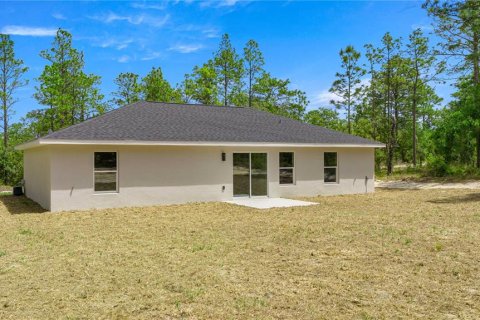 House in Dunnellon, Florida 3 bedrooms, 121.79 sq.m. № 2196667 - photo 4
